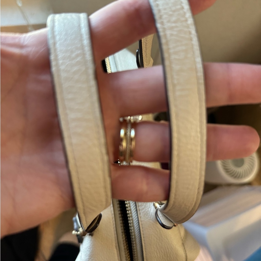 Coach Handbag - Picture 3 of 8